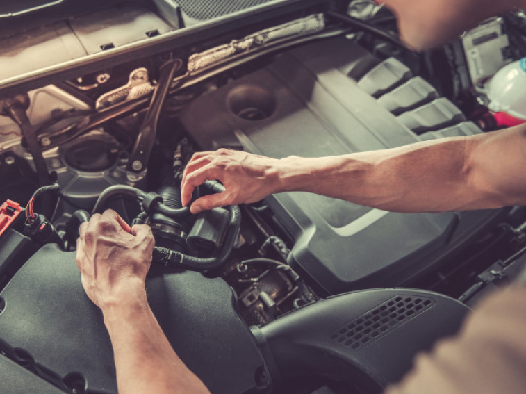 Essential tools you need to repair salvage cars