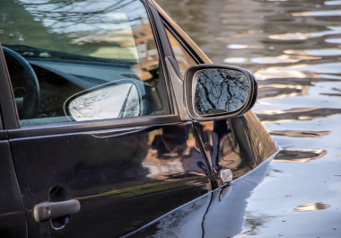 Quick answers to your top questions about flood damaged cars